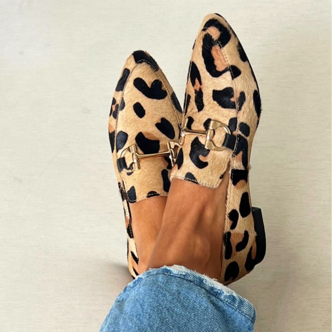 Women Shoes Mules - 大きいサイズ40-43 レオパード柄レディースシューズ、2026年春新作、ポインテッドミュールシューズ、浅履きカジュアルシングルシューズ