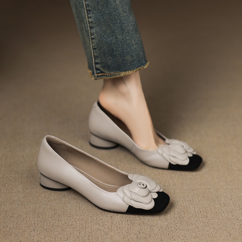 ファッションフラワーシングルシューズ秋の新作スクエアトゥ浅口 - Women'S Shoes Non Slip のレビューと価格