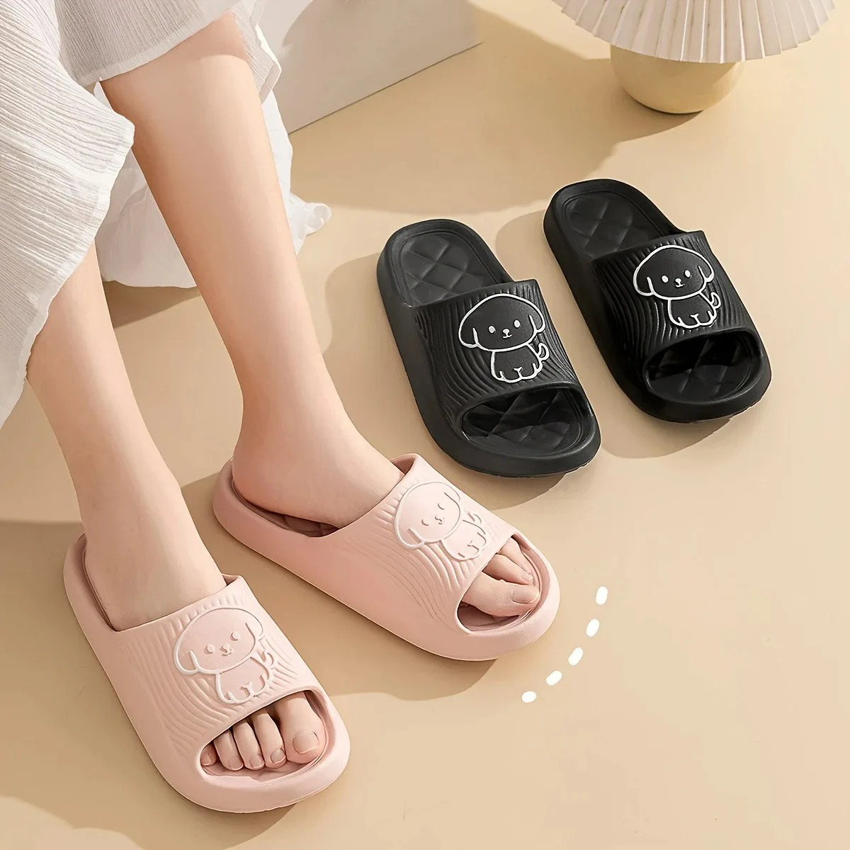 かわいいカートンスリッパ、バスルームスリッパ、クラウドクッシ - Mule Slip On のレビューと価格