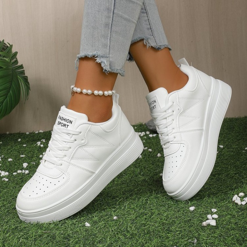レディース プラットフォームスニーカー ラウンドトゥ チャン - Platform Sneakers Chunky のレビューと価格