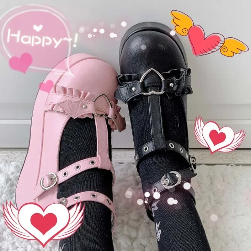 女の子のためのハート型のバックル付きプラットフォームシューズ - Women Shoes Japanese Brand のレビューと価格