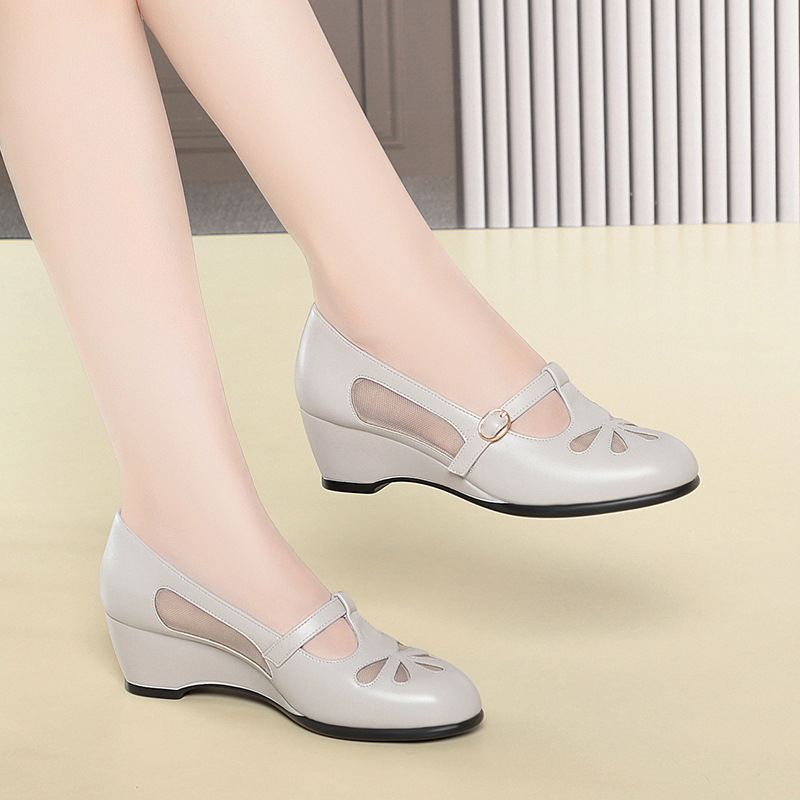 中年女性夏メッシュカットアウトウェッジヒールシューズ軽量ソフ - Women'S Shoes Non Slip のレビューと価格