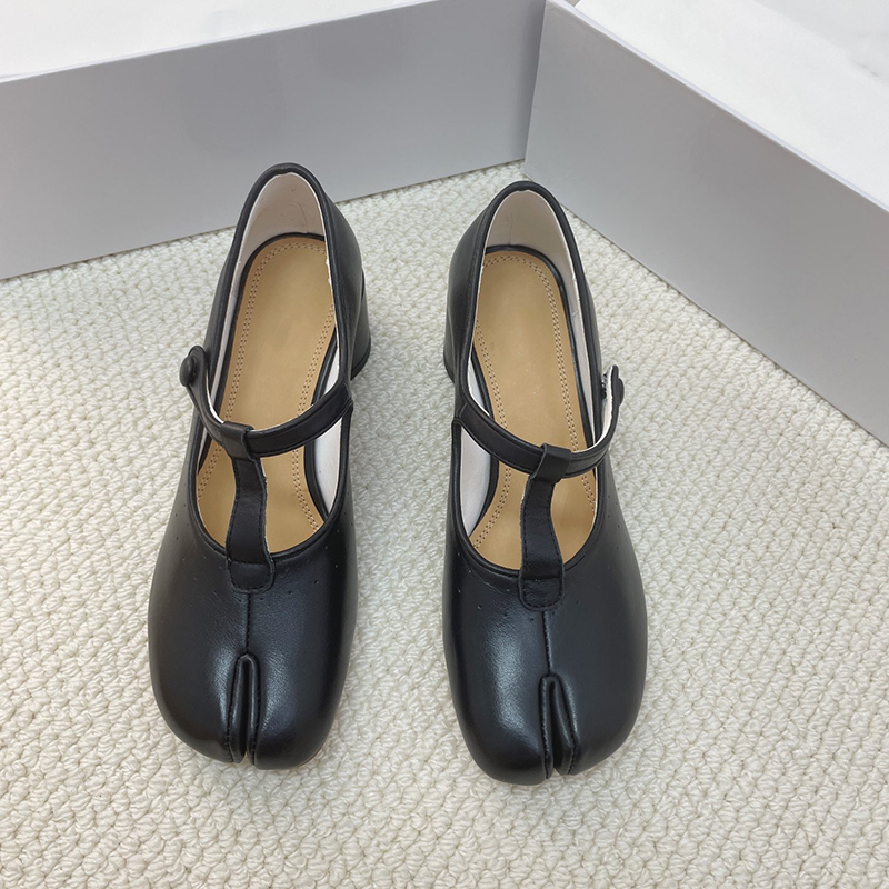 黒の快適なフラットバレエシューズ 本革 メリージェーン レデ - Women Shoes Japanese Brand のレビューと価格