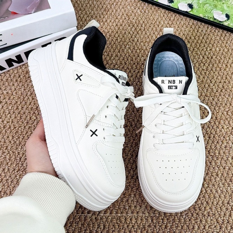 通気性のある白い靴 学生 新学期シーズン 簡単コーディネート - Women'S Shoes Back To School のレビューと価格