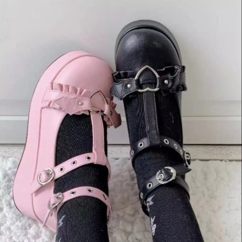 女の子と女性のためのハート型のバックル付きプラットフォームウ - Women Shoes Japanese Brand のレビューと価格