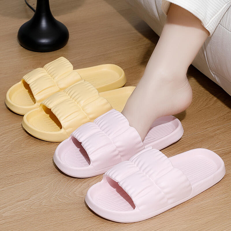 ソフトクラウドEVAキャンディーカラー室内スリッパ レディー - Mule Slip On のレビューと価格