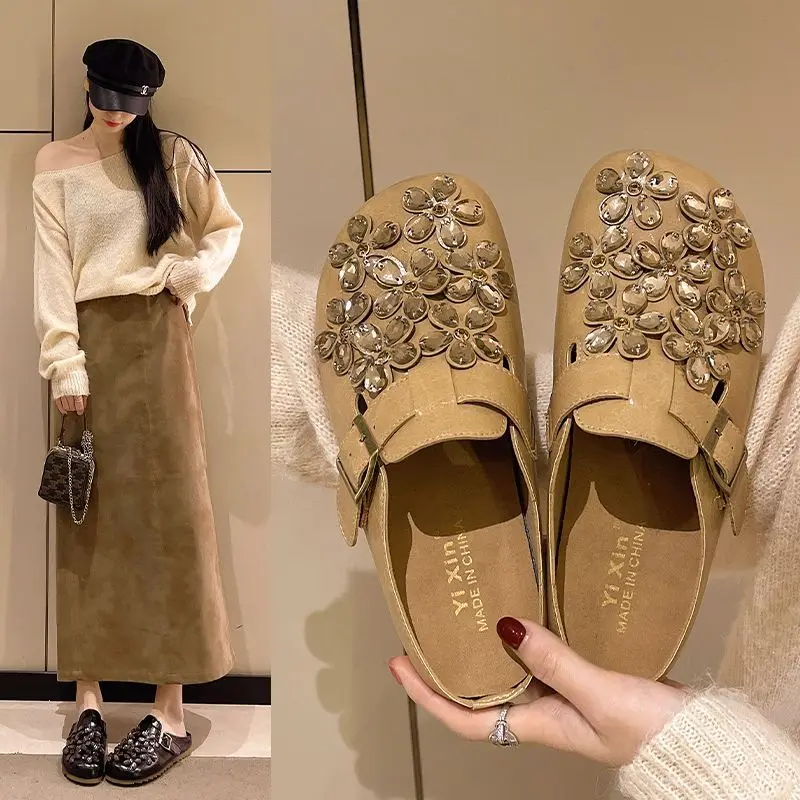 女性用花柄ラインストーンバックルストラップ付きクローズドトゥ - Women Shoes Mules のレビューと価格