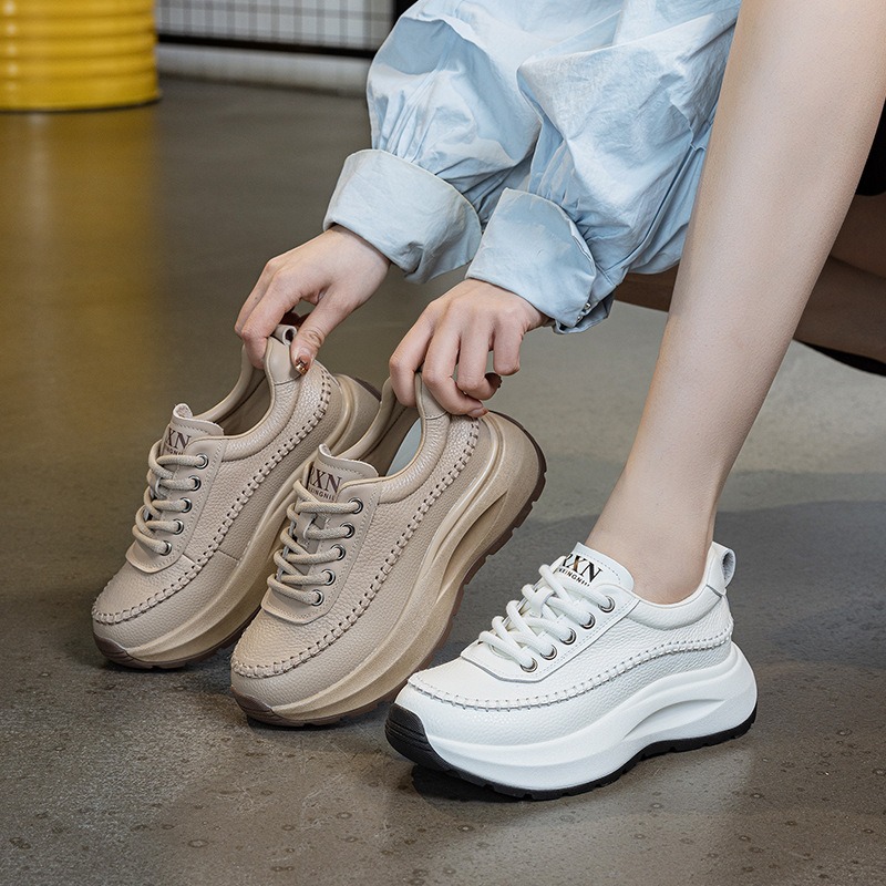 2026年ファッションレディースカジュアルスニーカー無地本革 - Platform Sneakers Chunky のレビューと価格