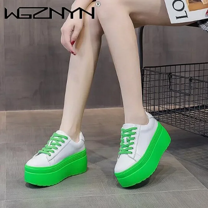 高級秋本革女性カジュアルシューズ超厚い 8 センチメートルプ - Platform Sneakers Chunky のレビューと価格
