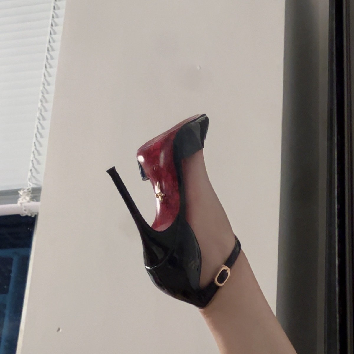 ハイヒールポインテッドトゥレディースシューズ肌に優しい超ハイ - Women'S Shoes Red Bottoms のレビューと価格