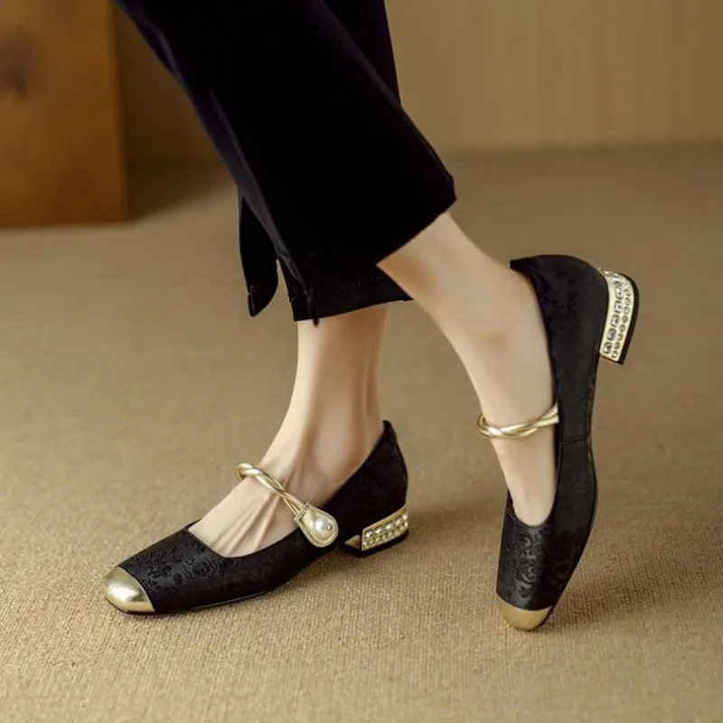 ブロックヒール パンプス スクエアトゥ メリージェーンシュー - Women Shoes Japanese Brand のレビューと価格